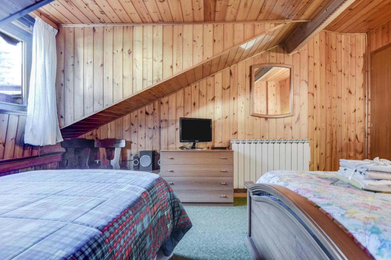 Mansarda Tra Le Dolomiti Di Brenta Apartment Bocenago Exterior foto